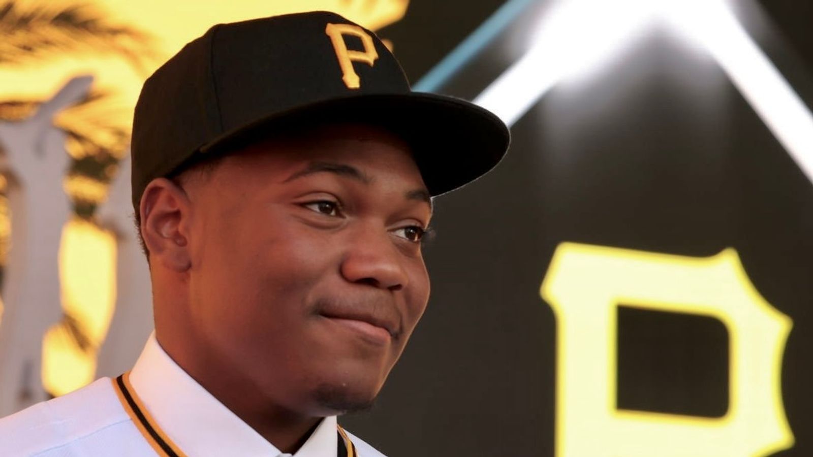 Source Pirates' firstround pick Termarr Johnson to take physical